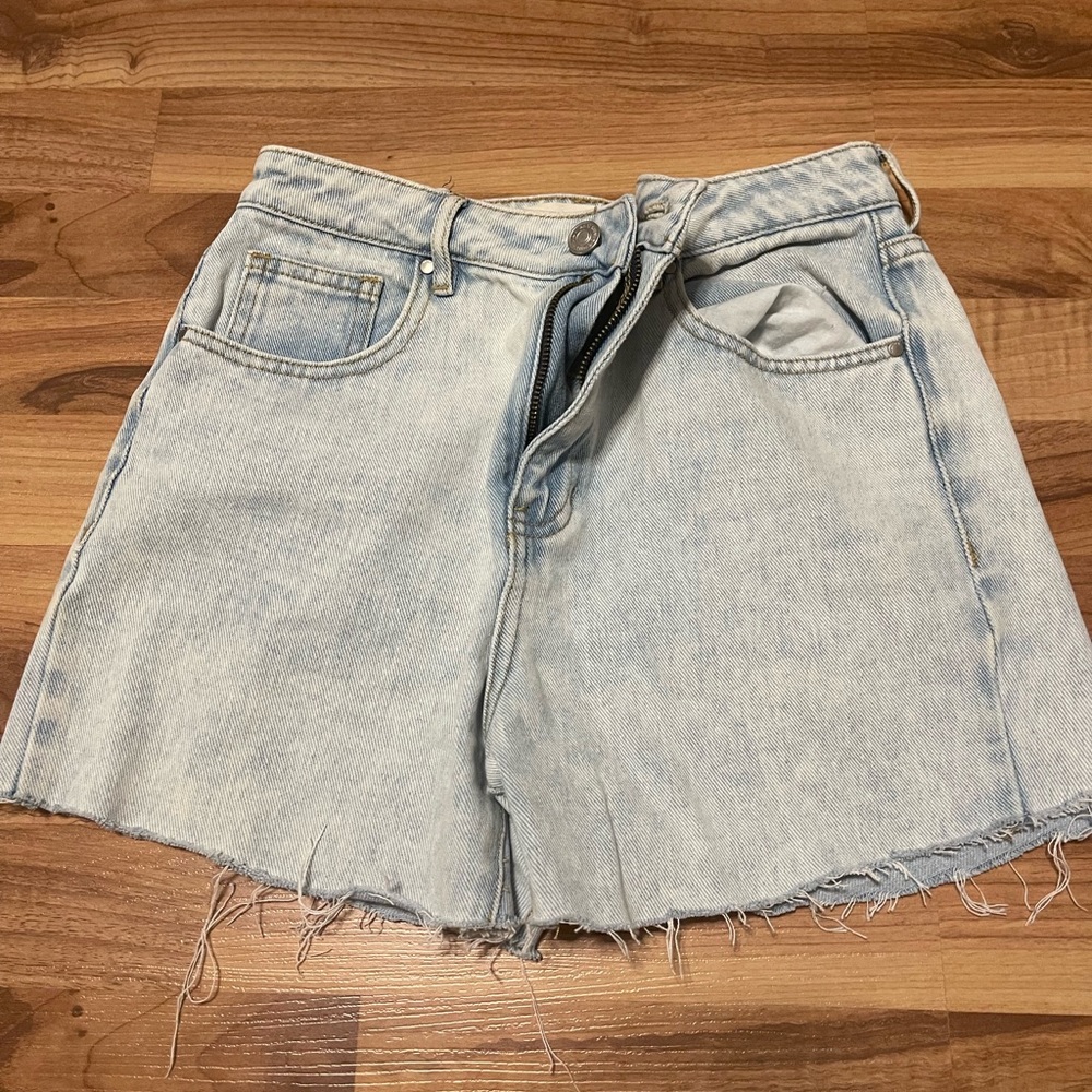 Pacsun womens jean shorts.